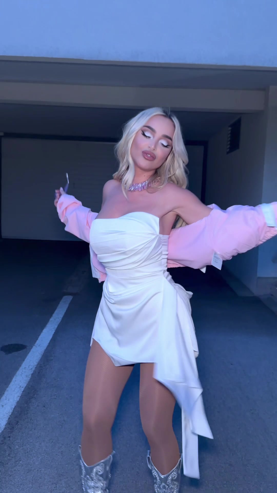 @Maya Berović