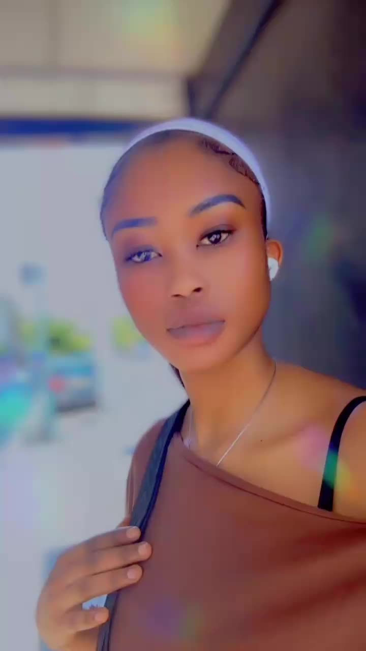@Adwoa