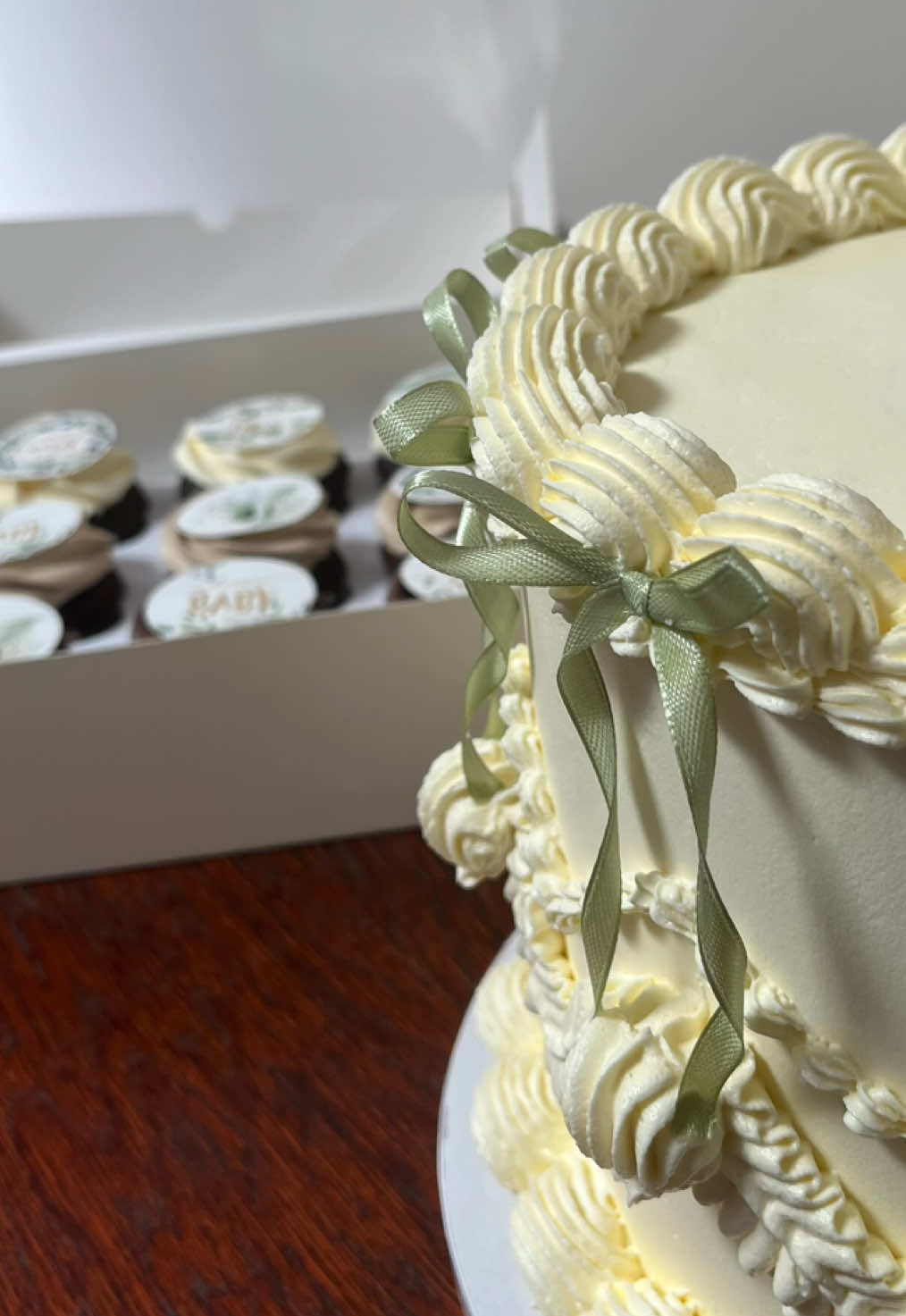 @bakedbythelakshe