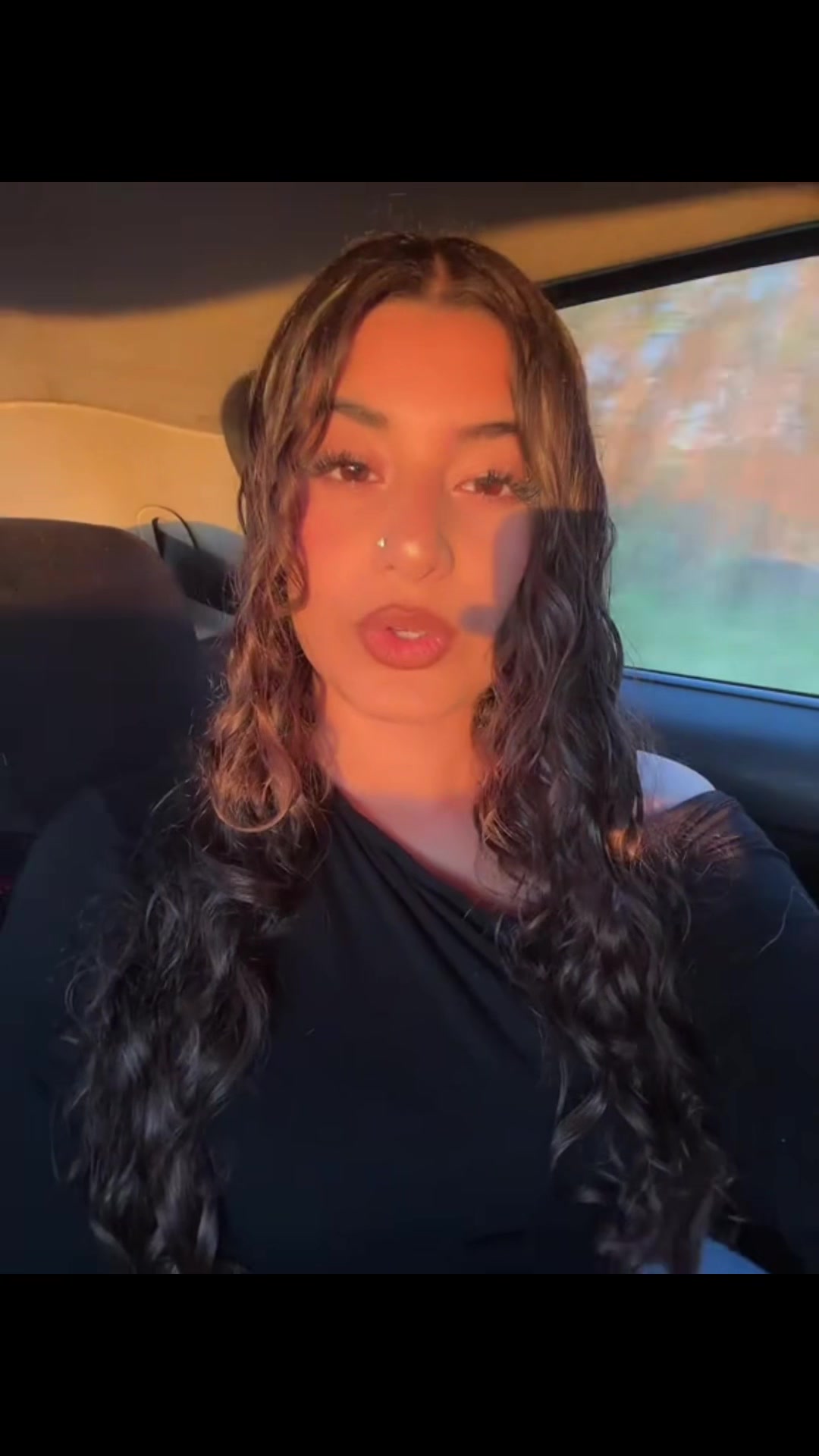 @𝐦;