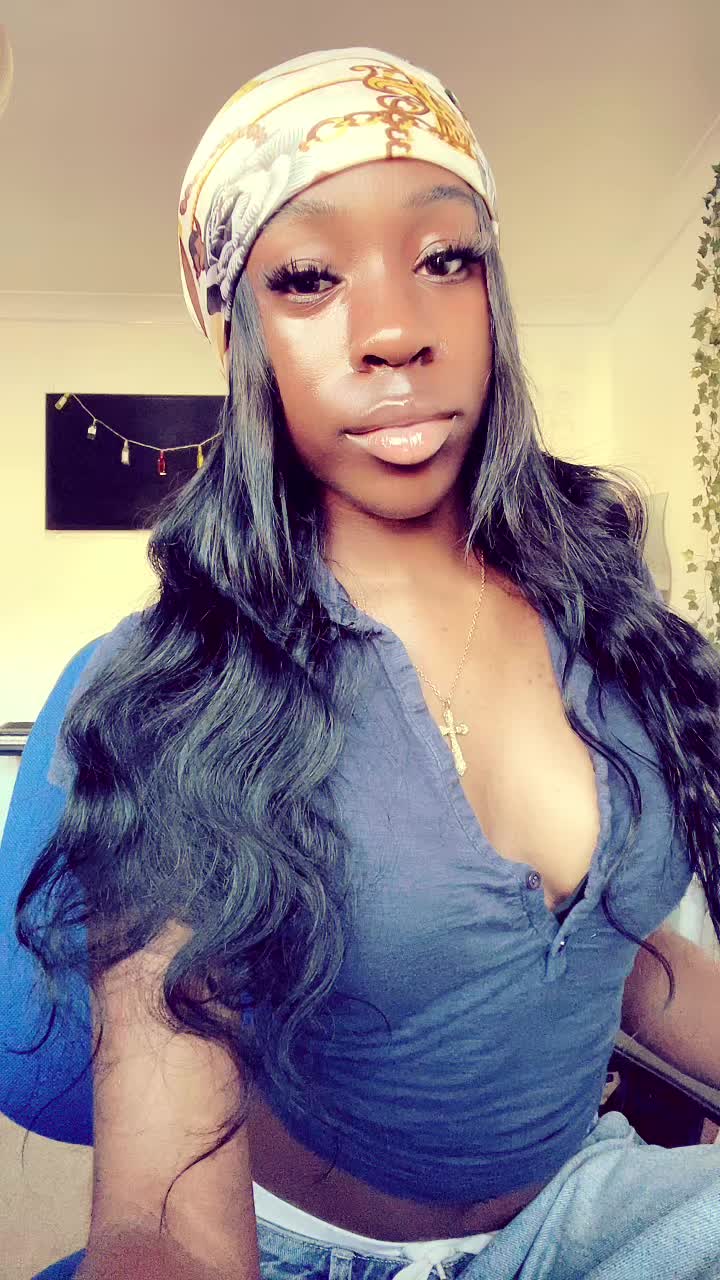 @nella ★.