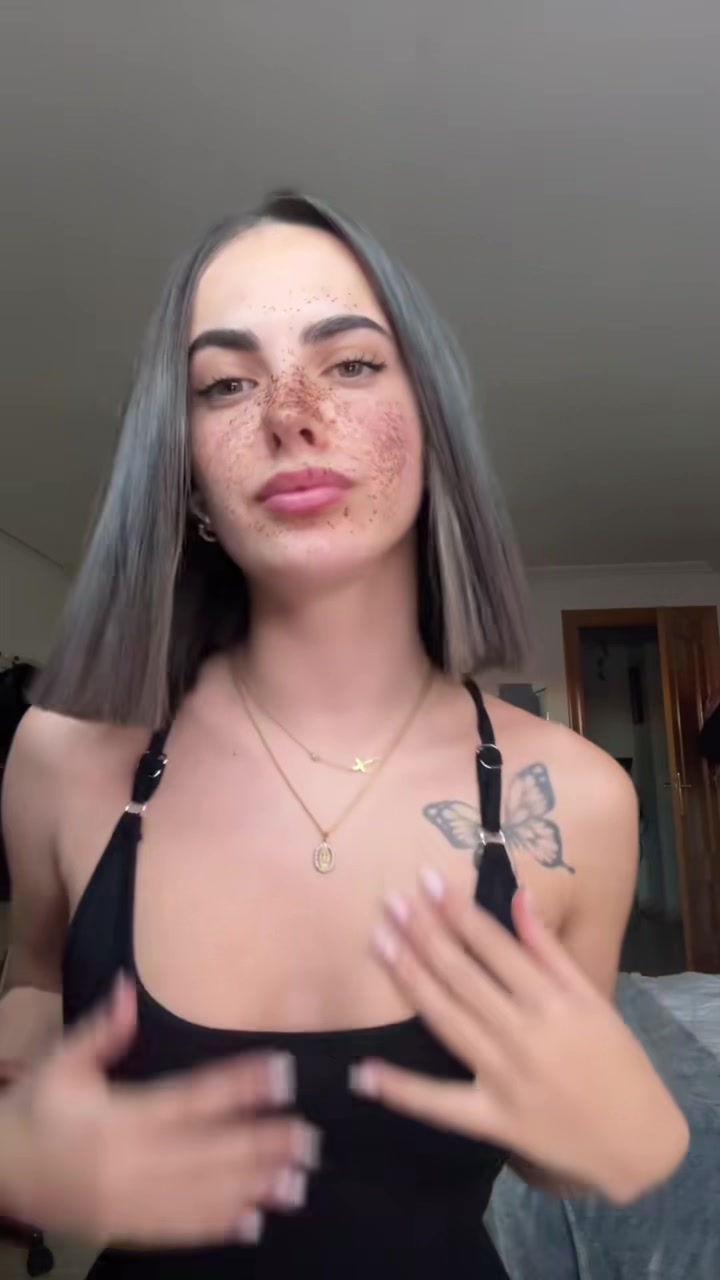 @Noemí