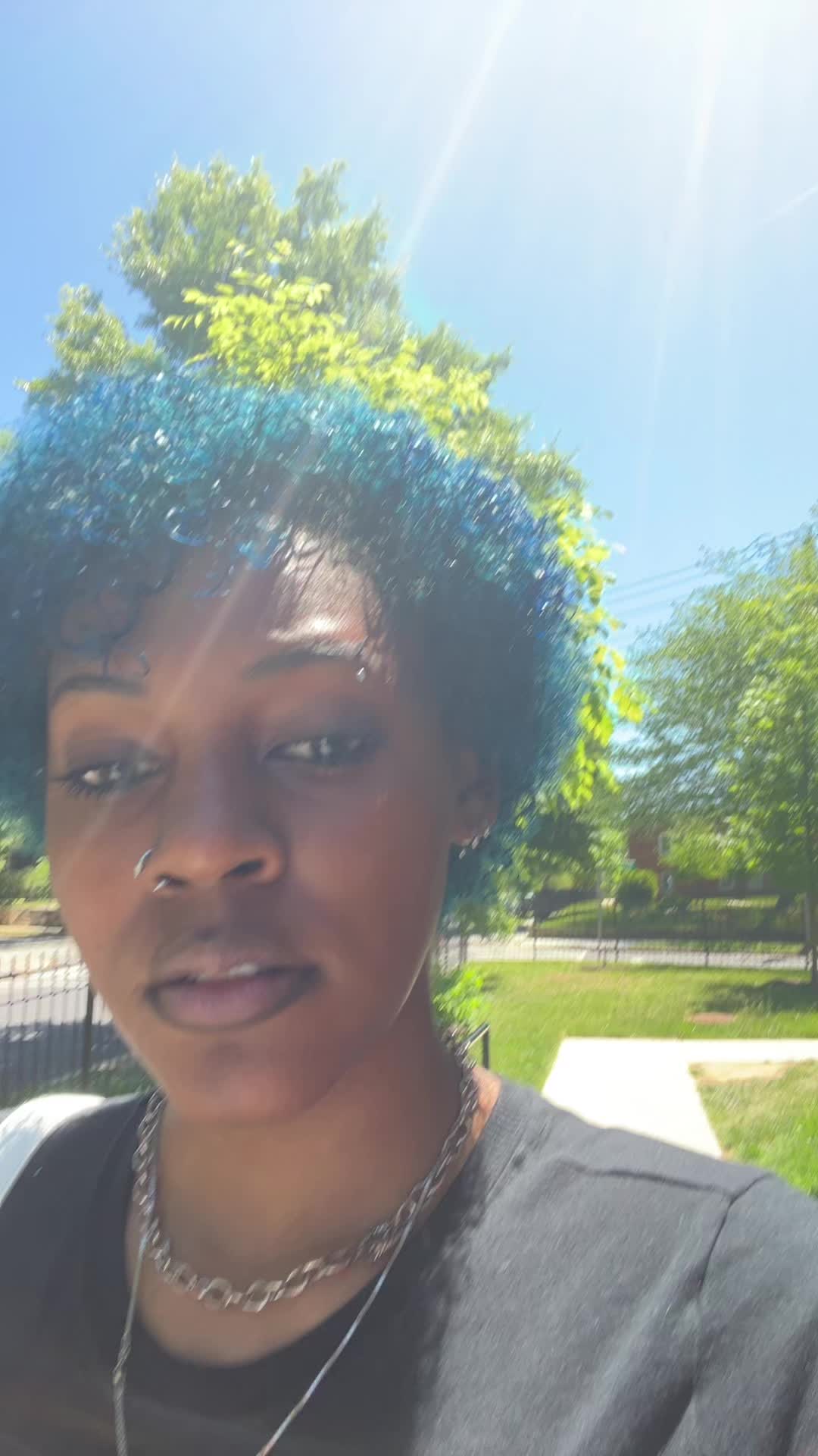 @bluehairedgirl