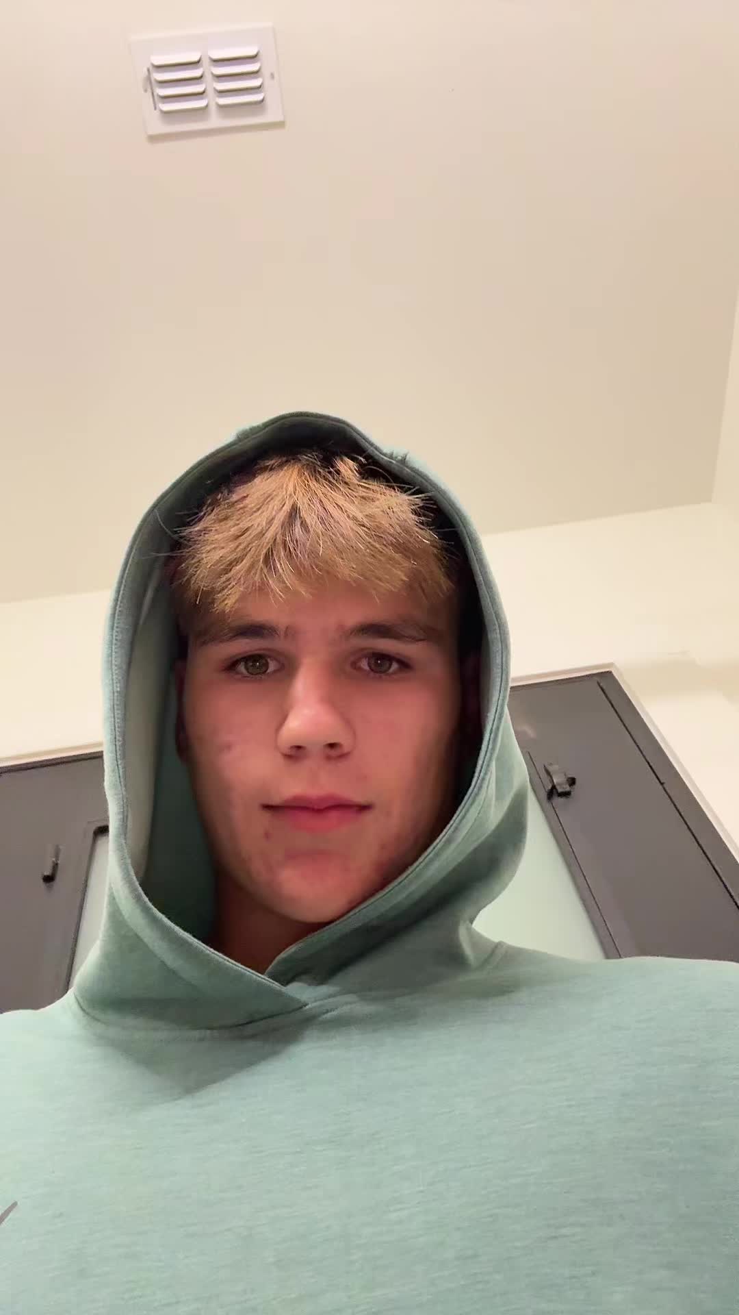 @finleew