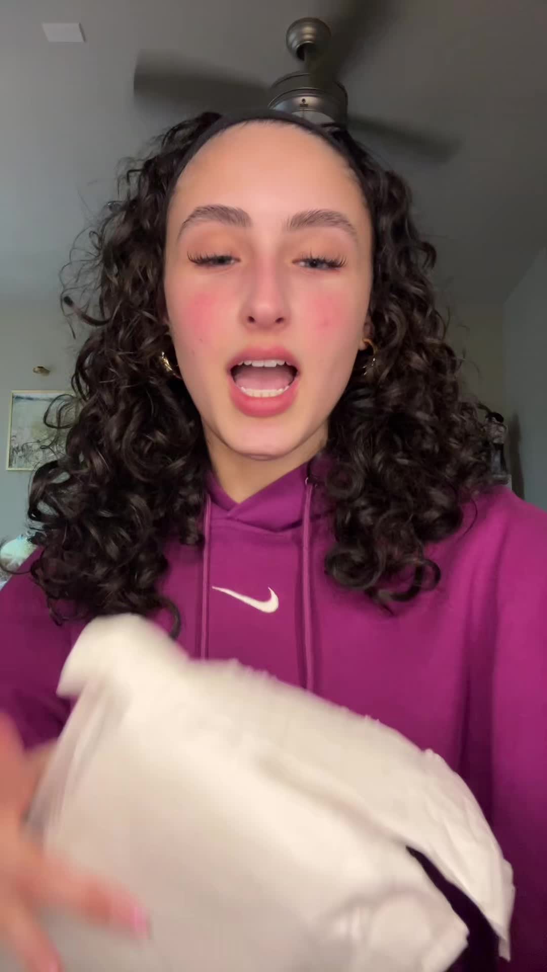 @livv.broyard