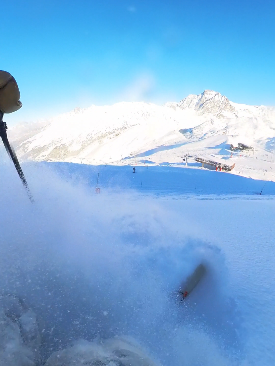 @cam_skis_pow