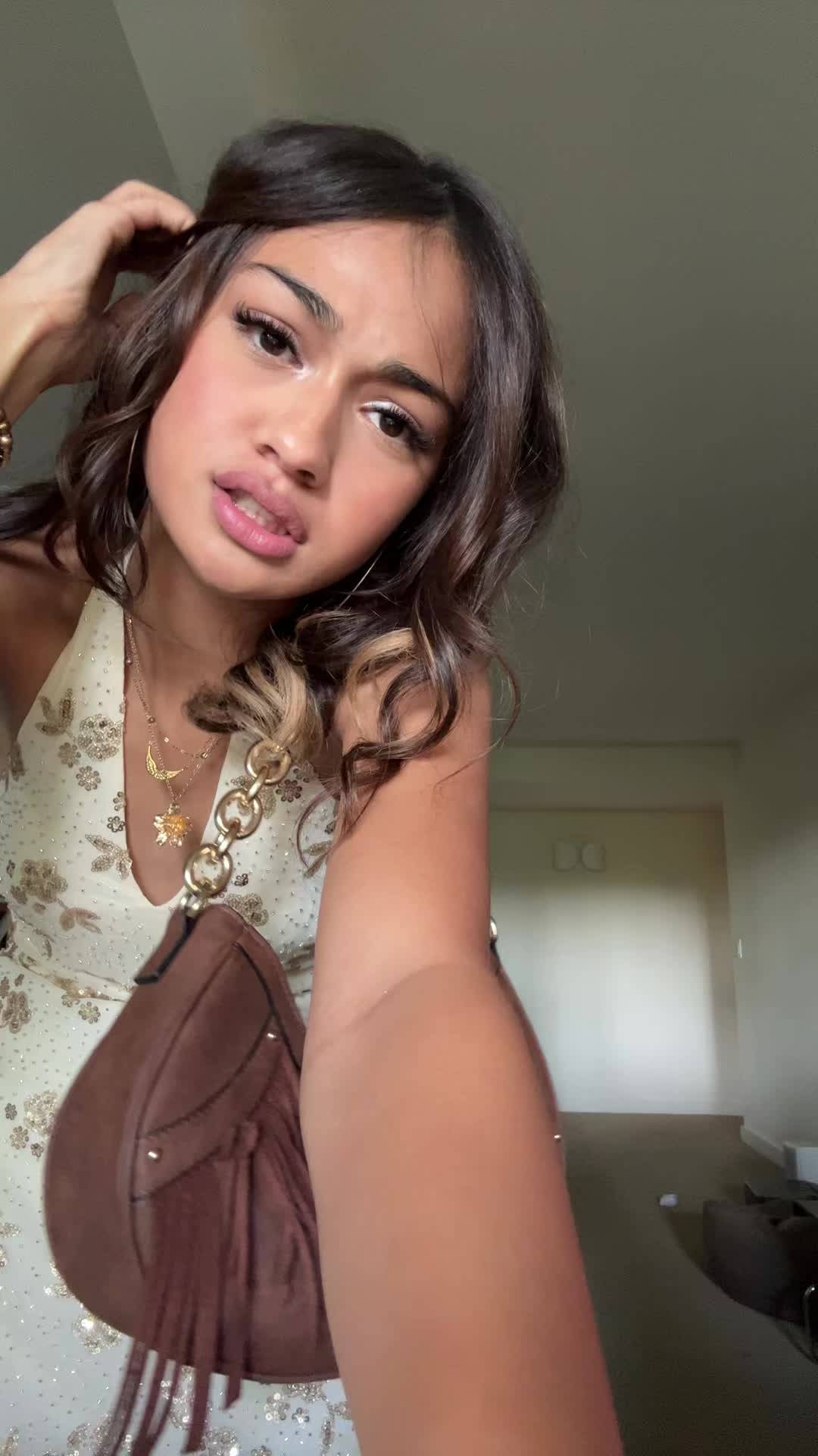 @evaleenn