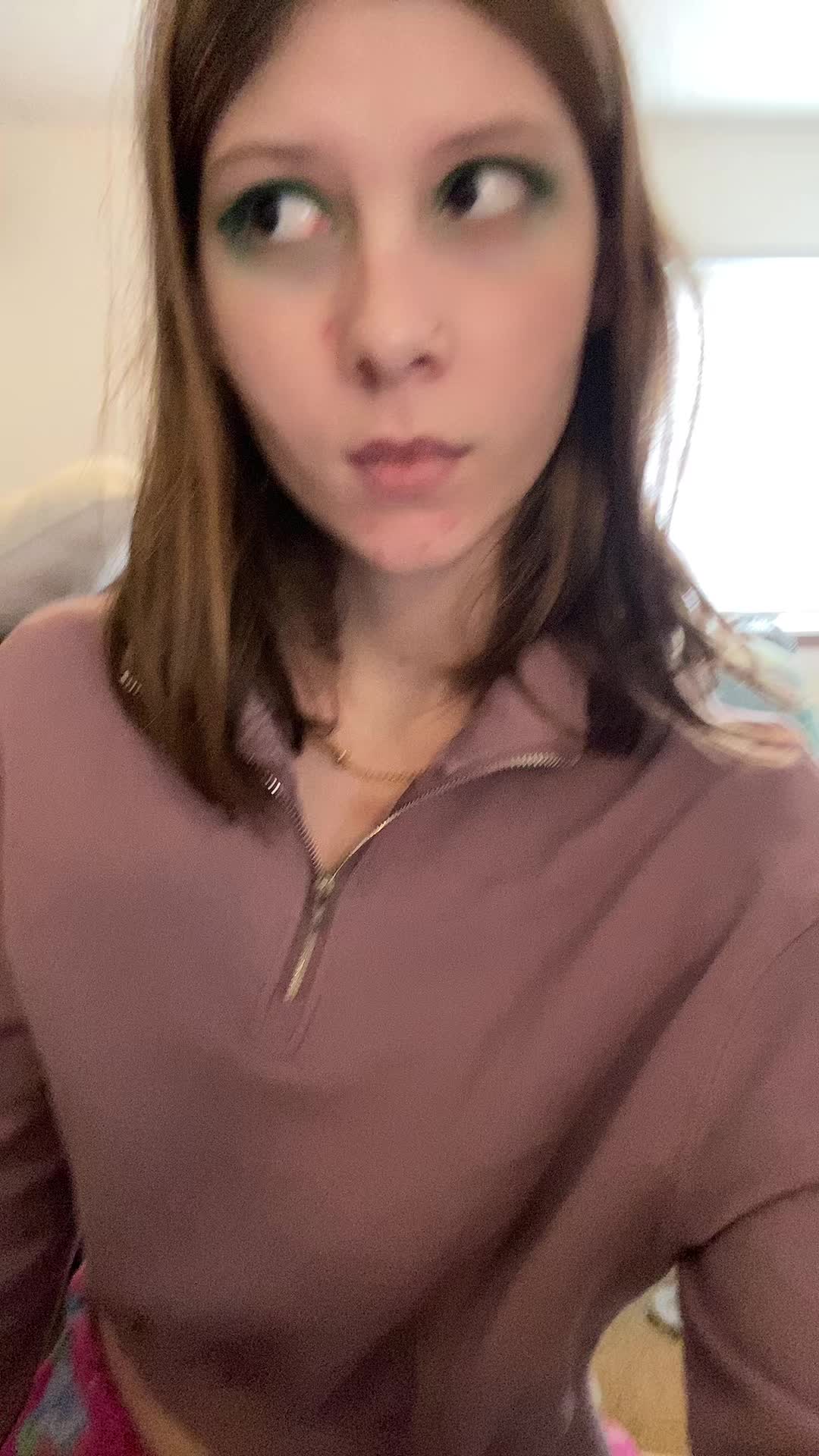 @Maddie✨
