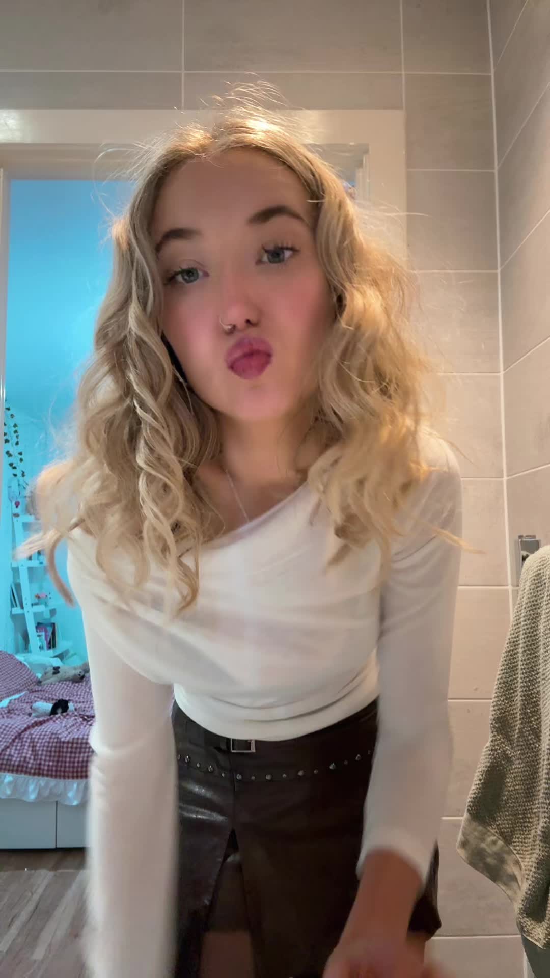 @xxem255xx