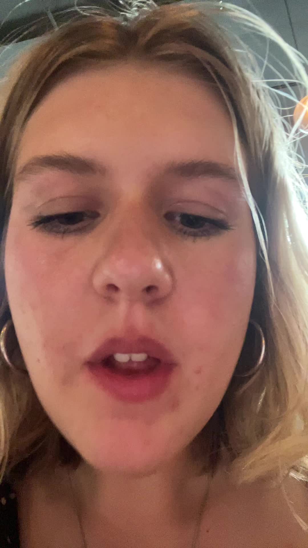 @Flatandconnect