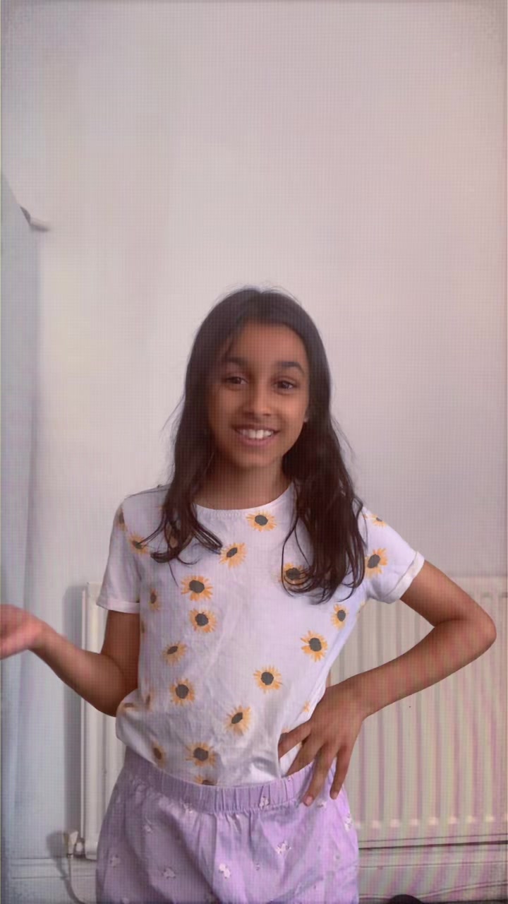 @Georgiana ❤️❤️❤️💙💙