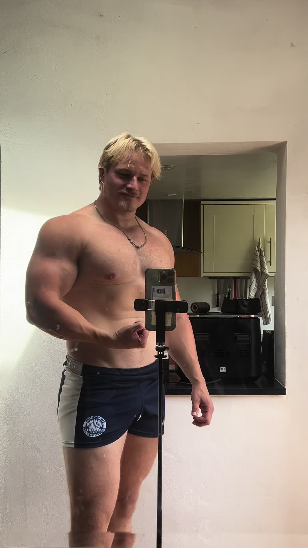 @Alezander