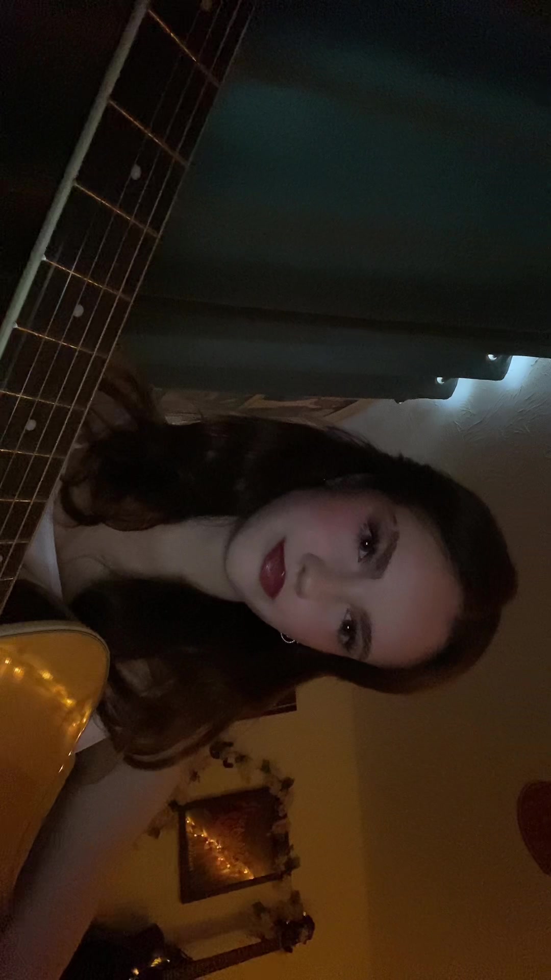 @Chlo🎸