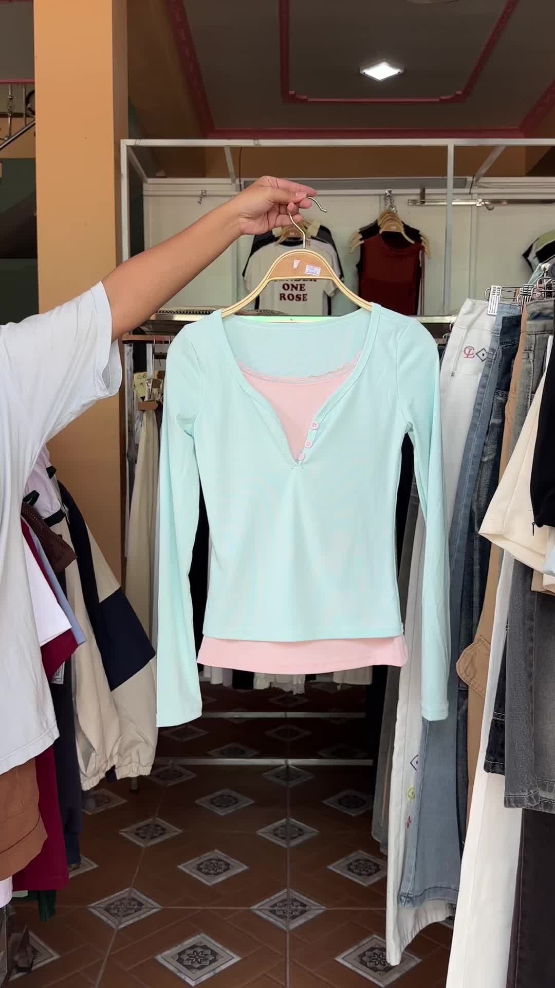 @WoonAura