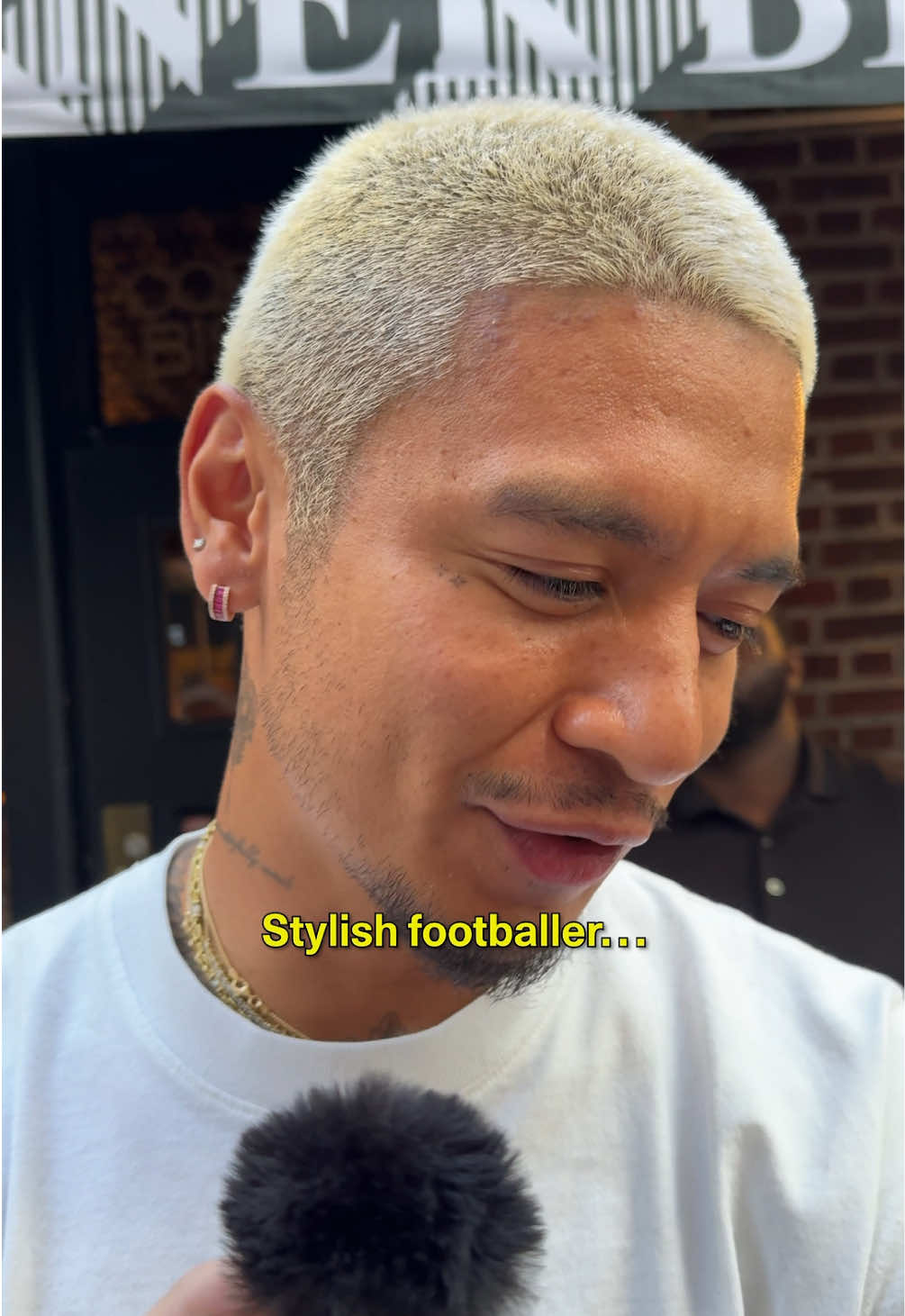 @i-D