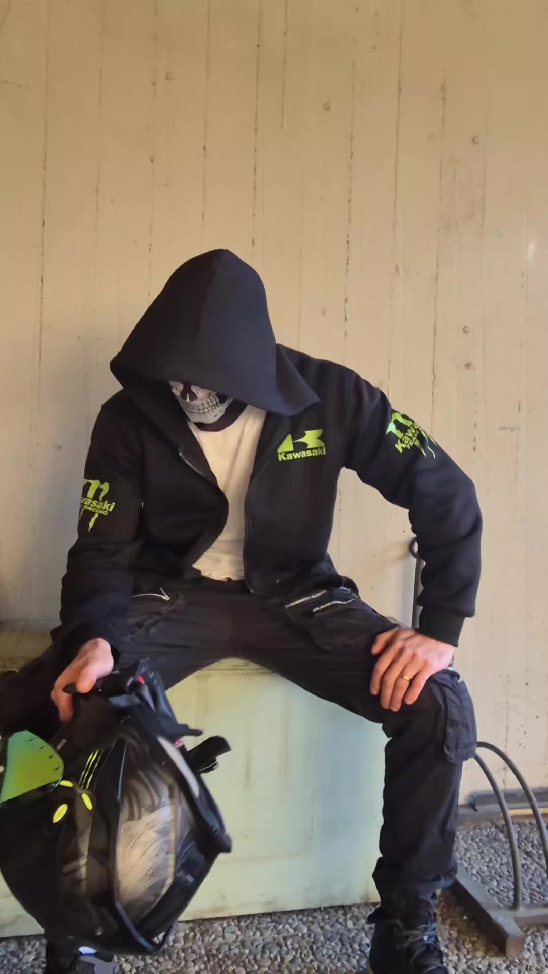 @Elmo.GoldenBoy