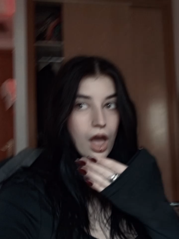 @Dev van goth