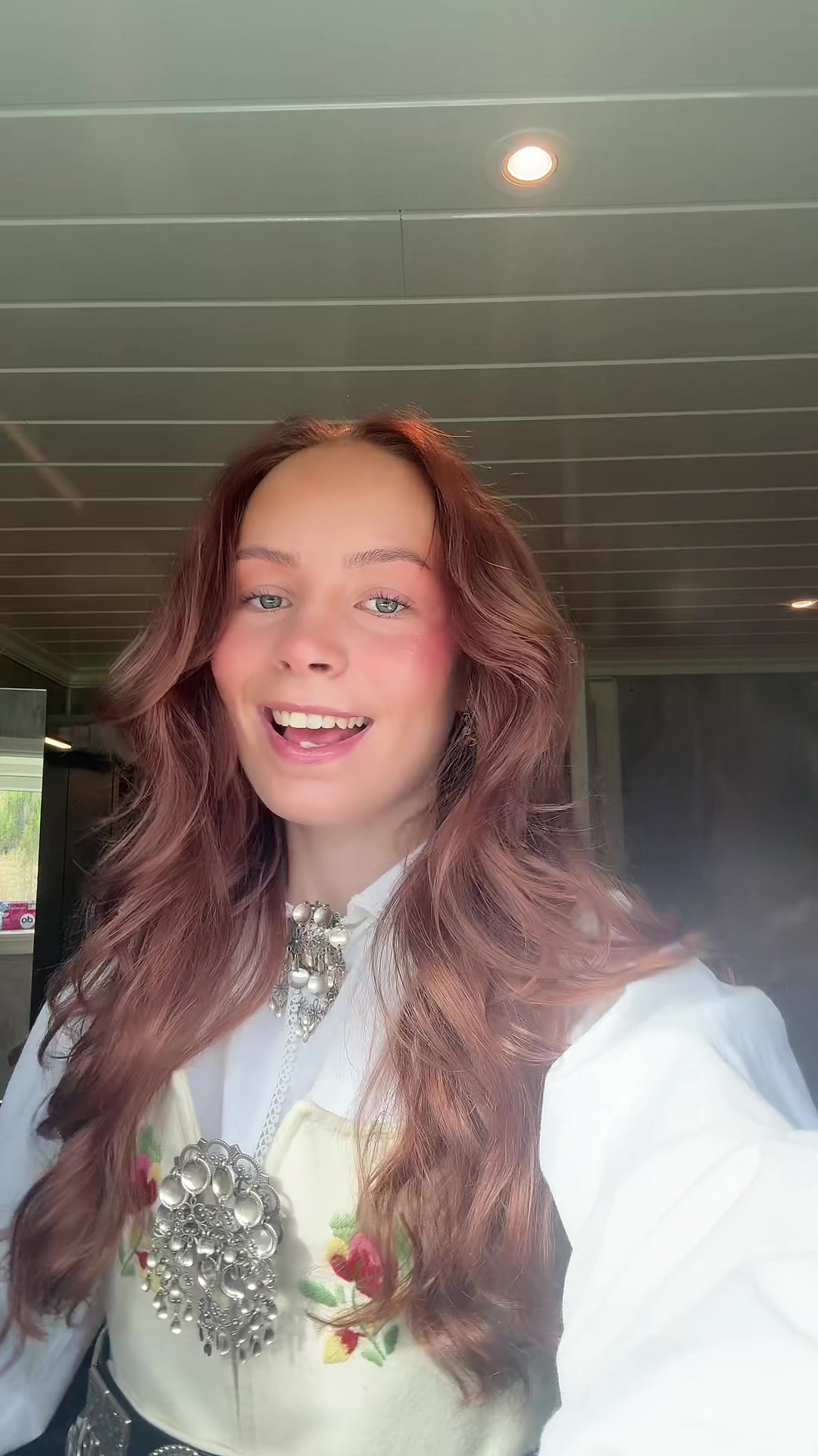 @CAMILLA RØSTE⚡️