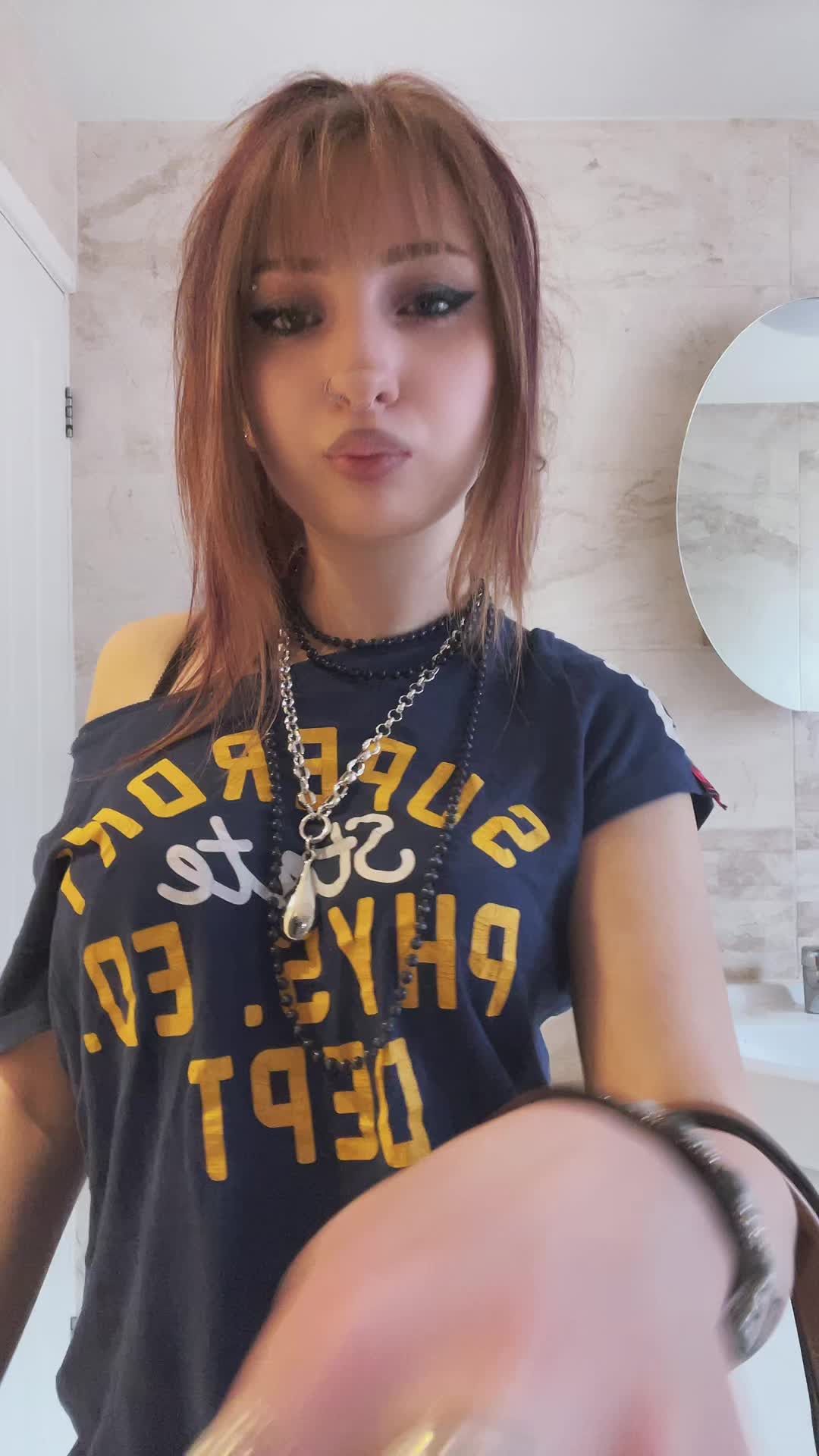@keira ᥫ᭡
