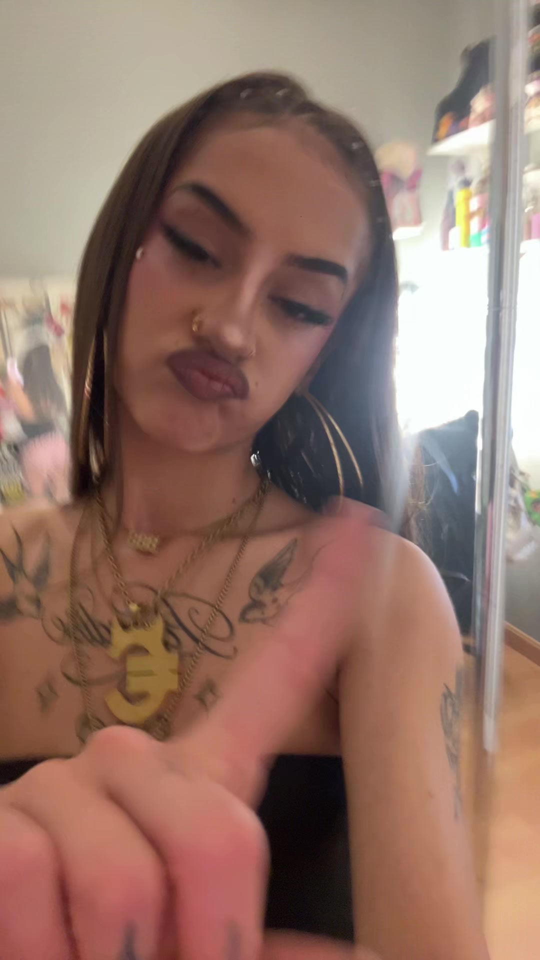 @Lahoeee