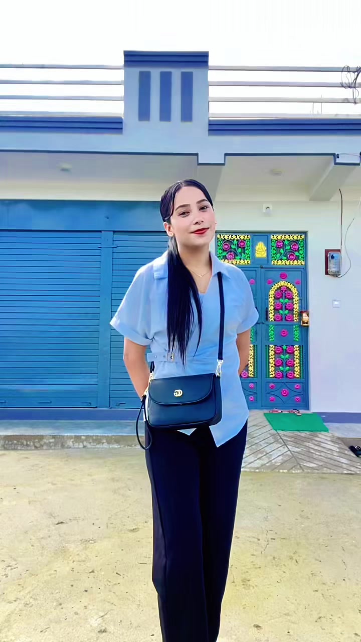 @Call Mee Sister..👩⚕️❤️