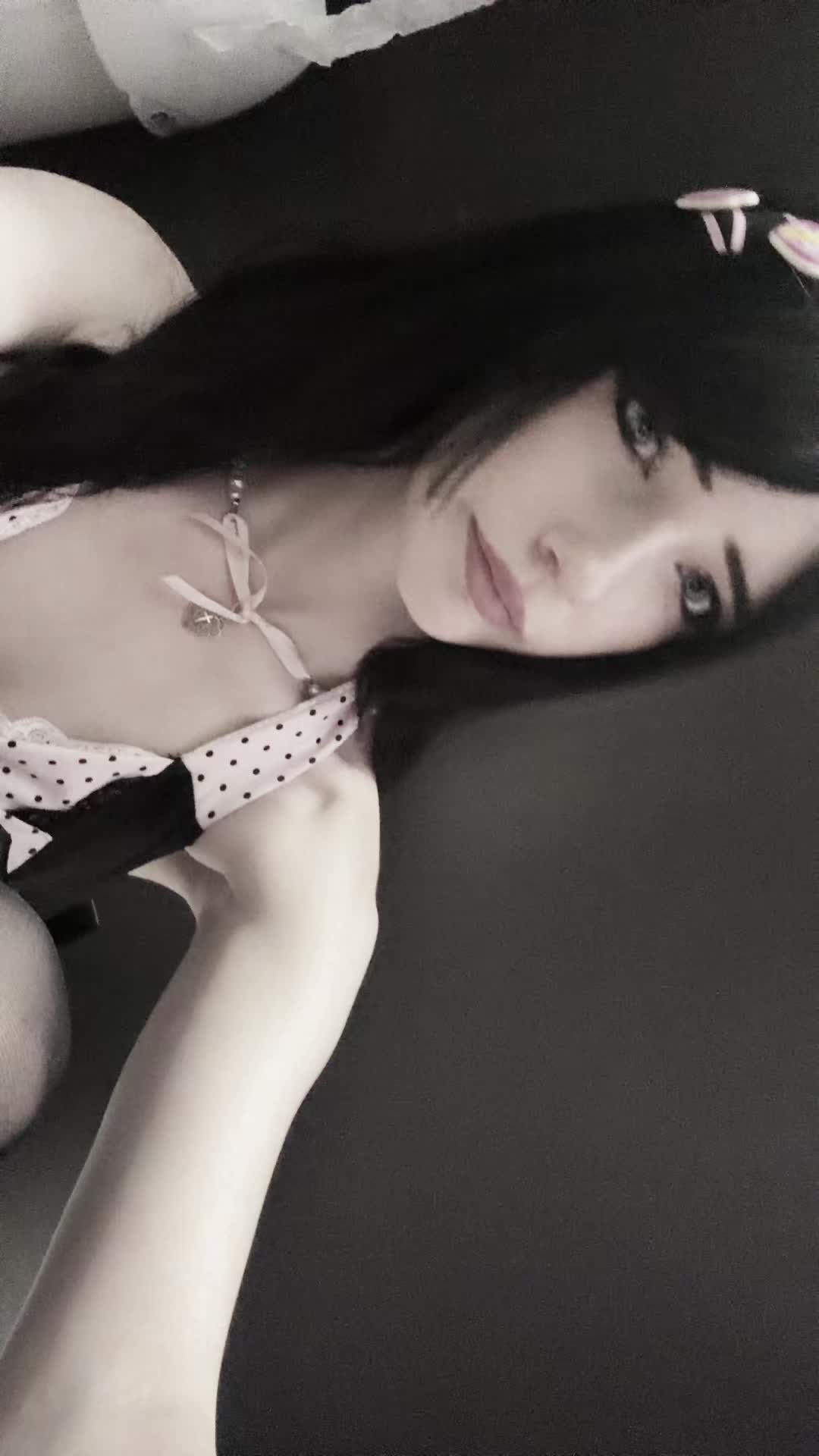 @𝐼𝓏𝓏𝓎 ♡