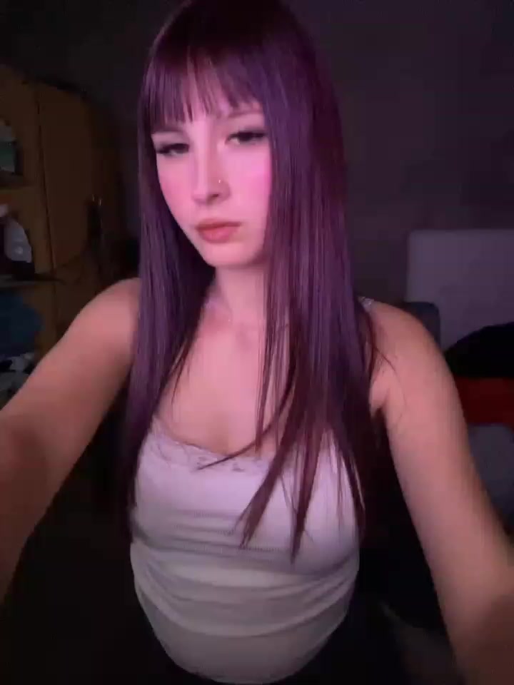 @laavaleen