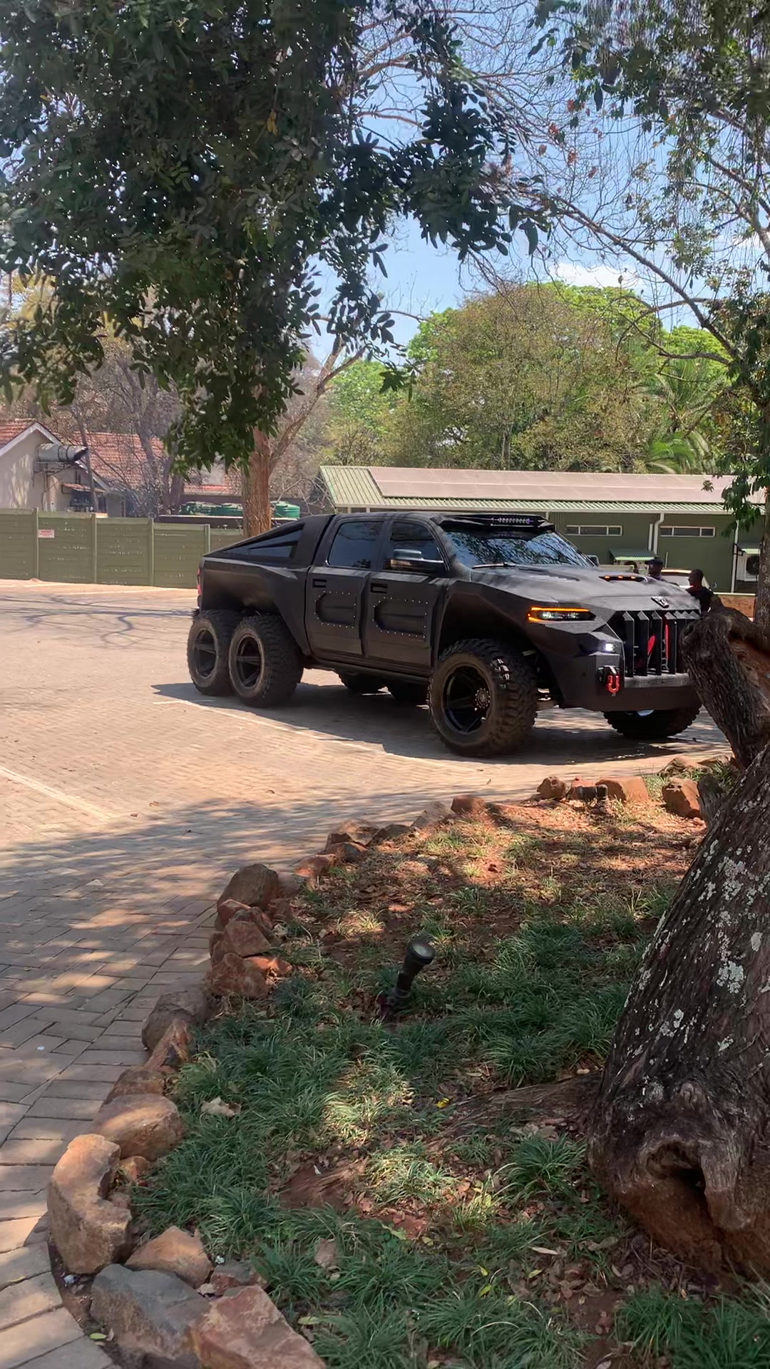 @kingmakerzw