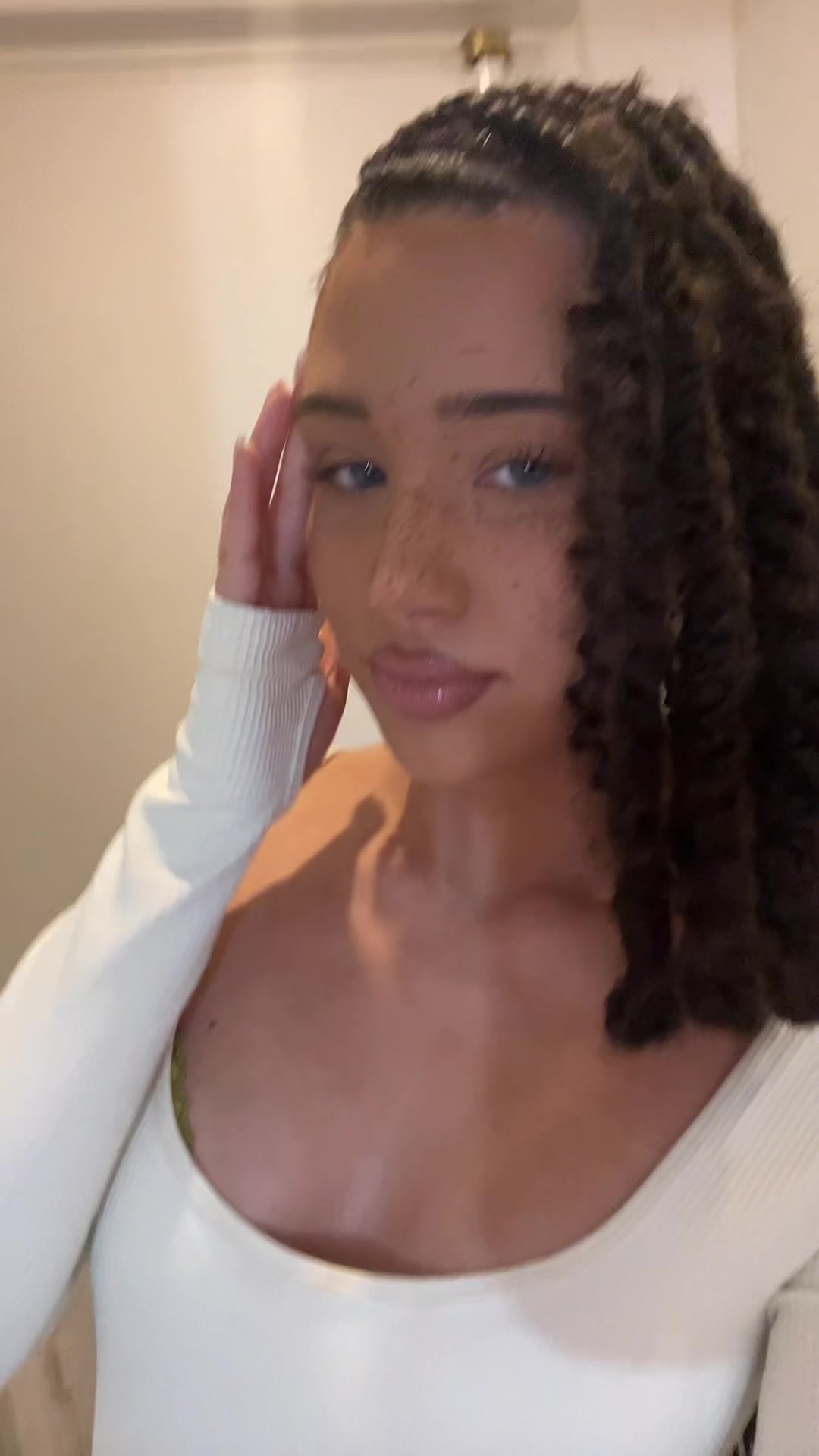 @_ouna_