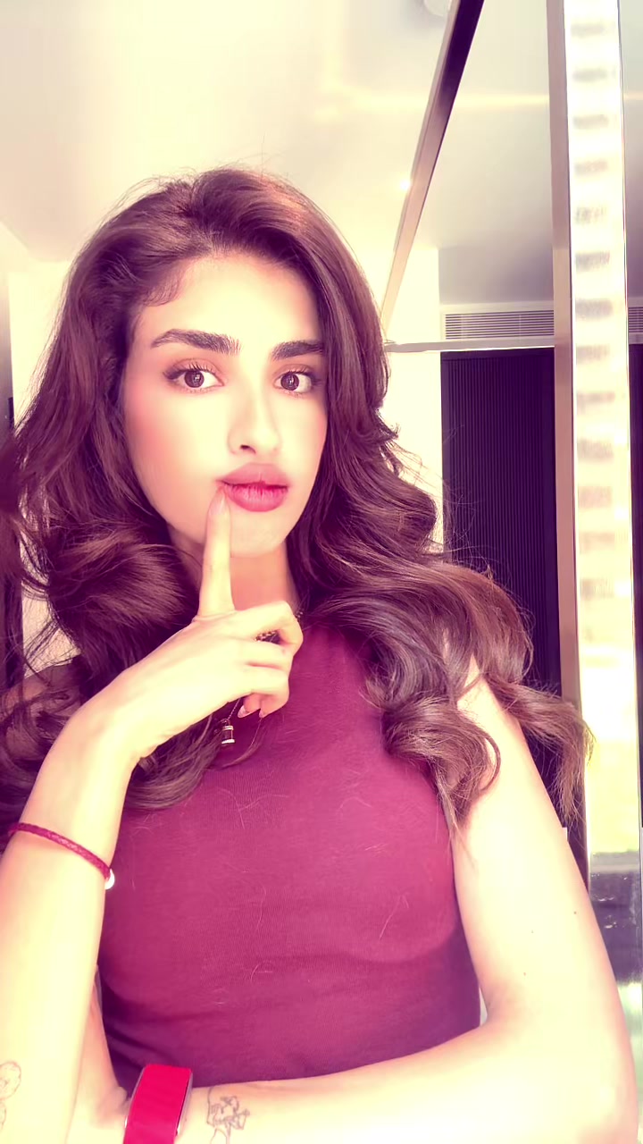 @Elnaz