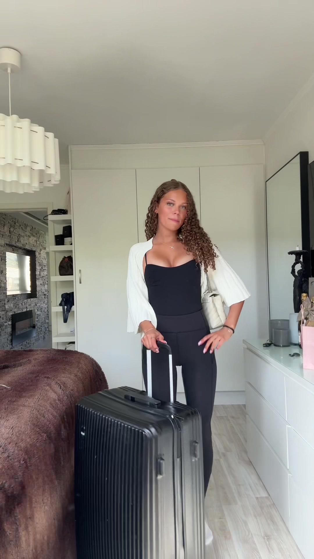 @tillajosephine