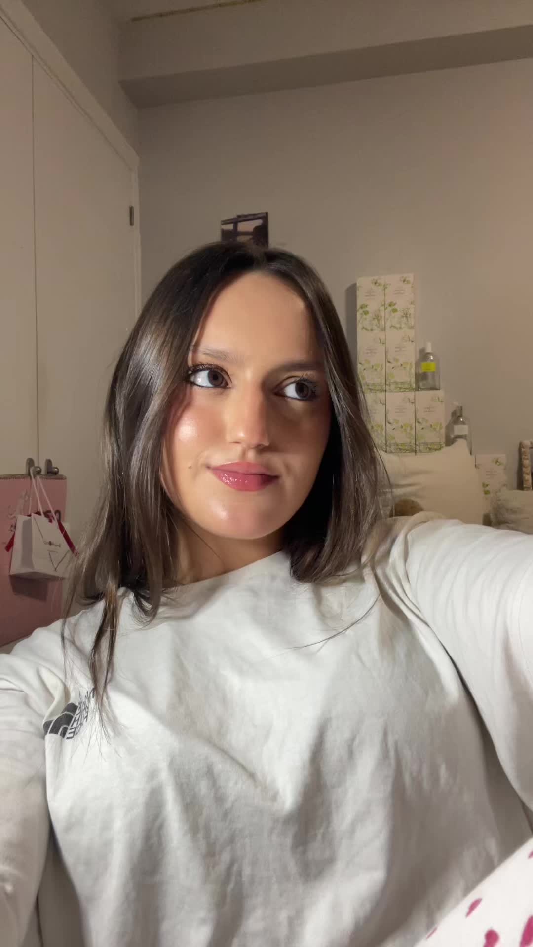 @lauu👩🏻&zwj;🦲