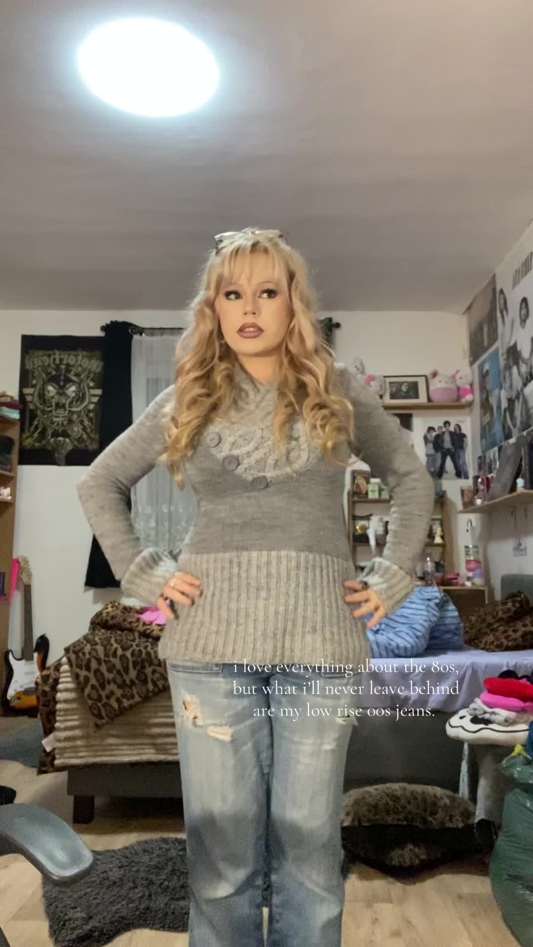 @ℬ𝒶𝓇𝒷 𝒲𝒾𝓇ℯ (💋🐆🎞️🍒)