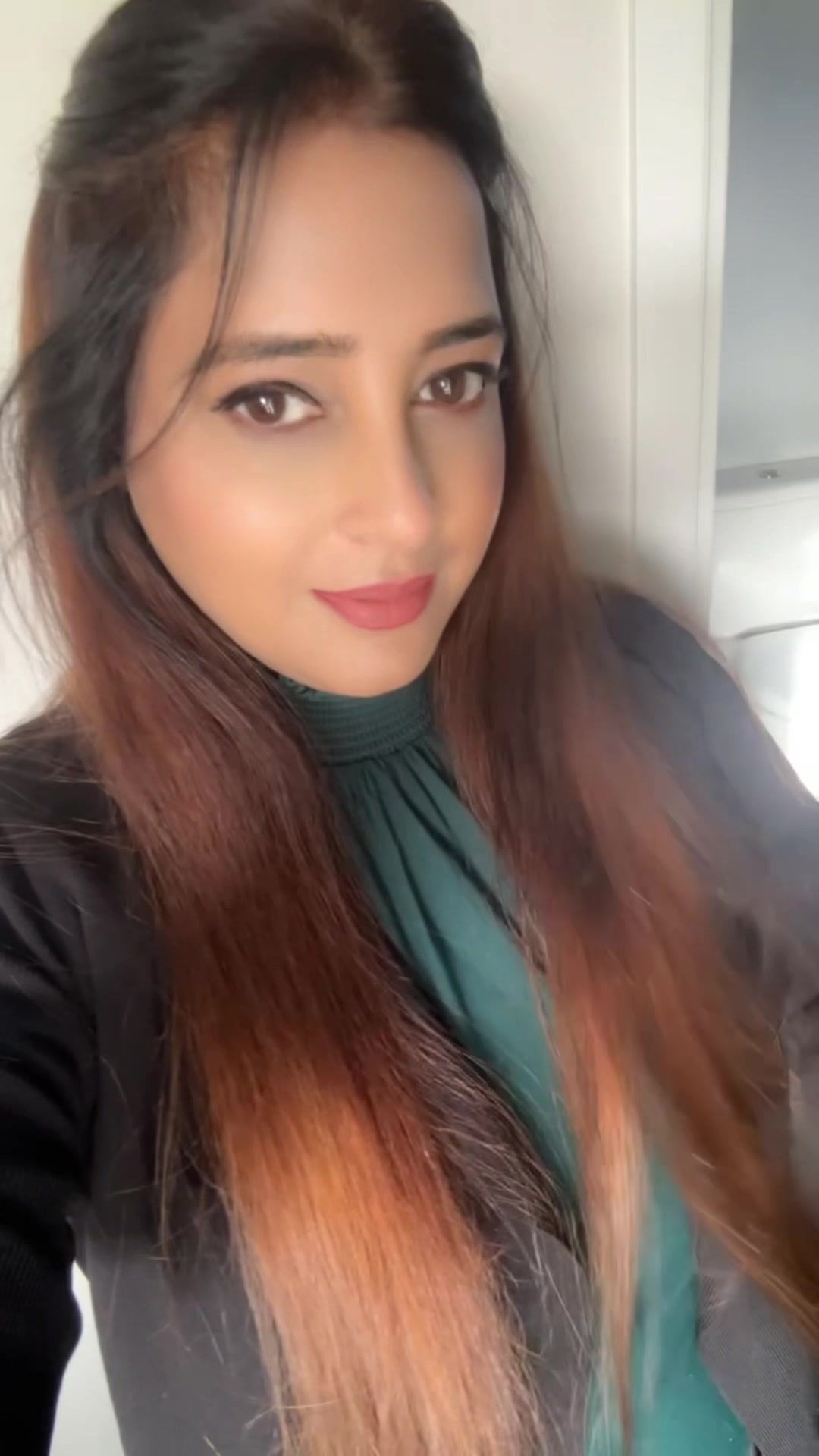 @Riya_Sardarni