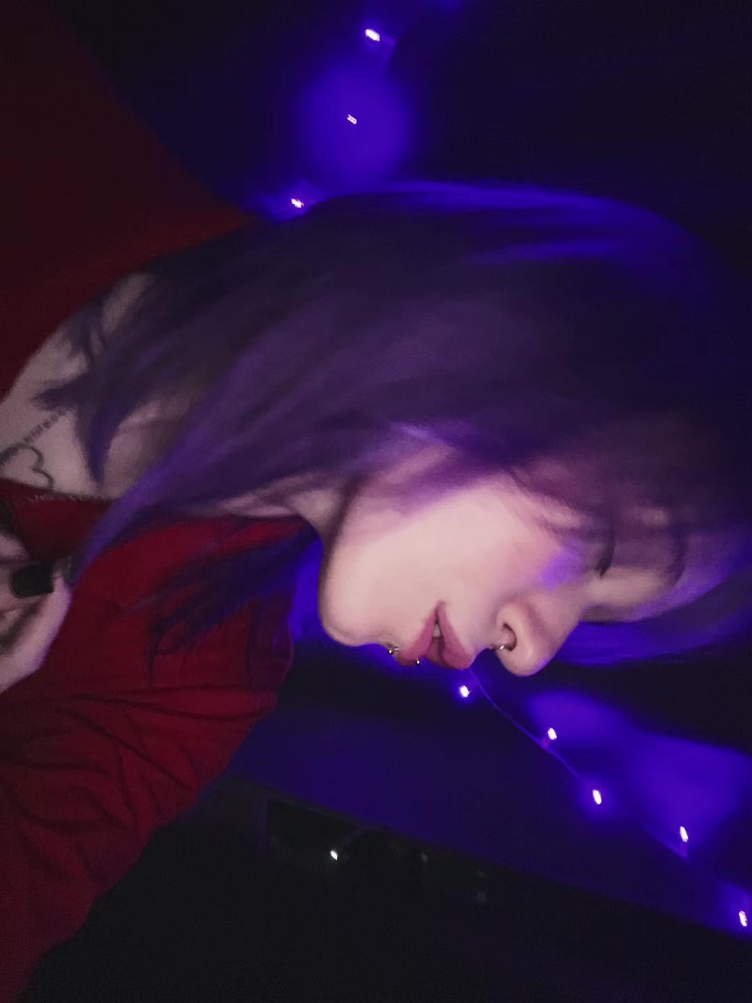@Кью