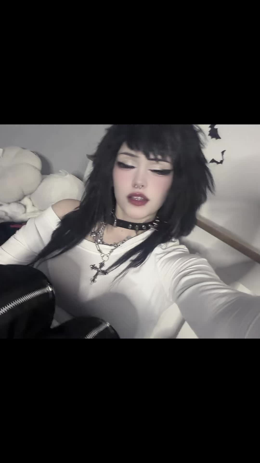 @๐ค๐ข๐ธ๐น๐ฑ๐ค