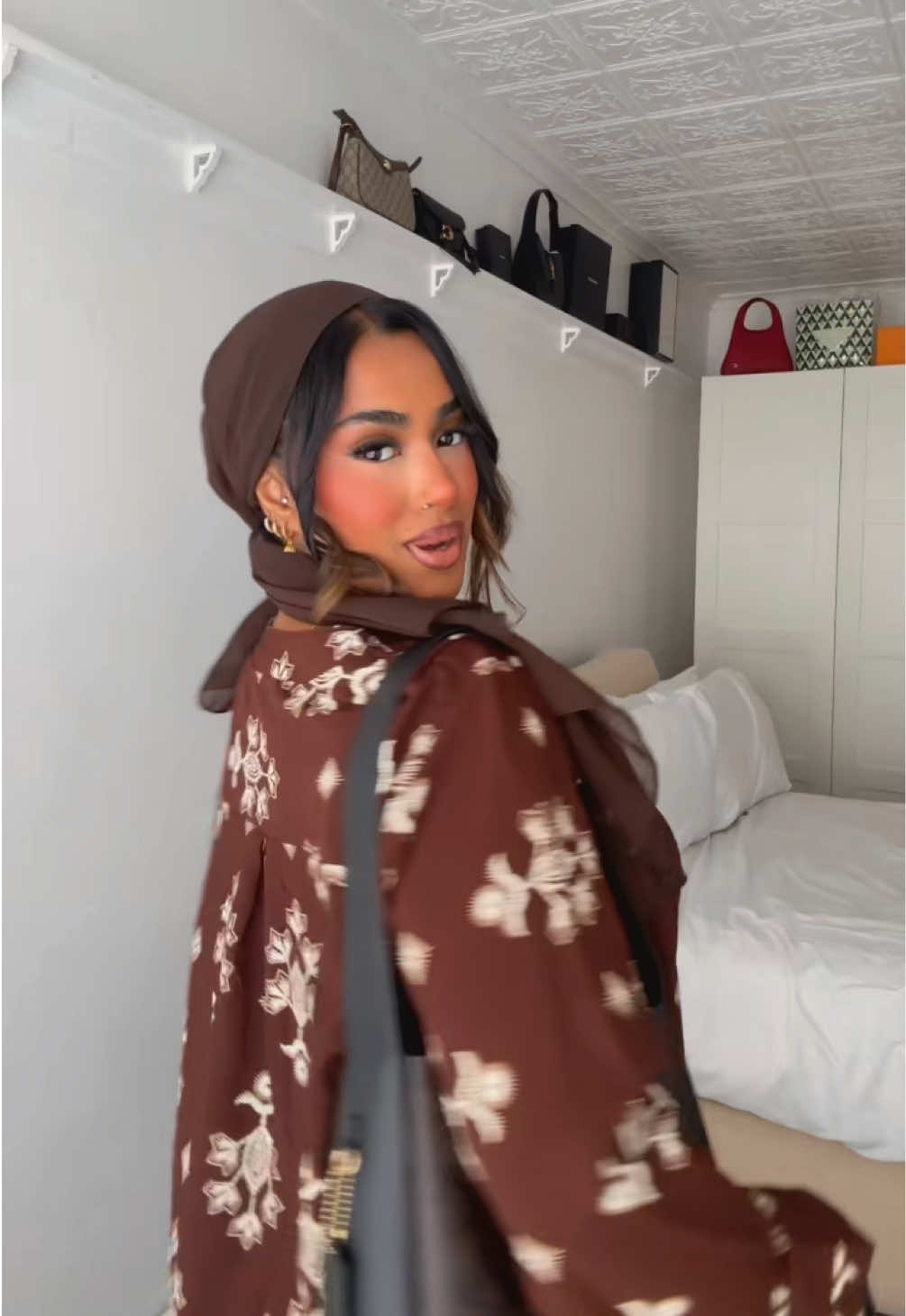 @Farzana🍯🍫