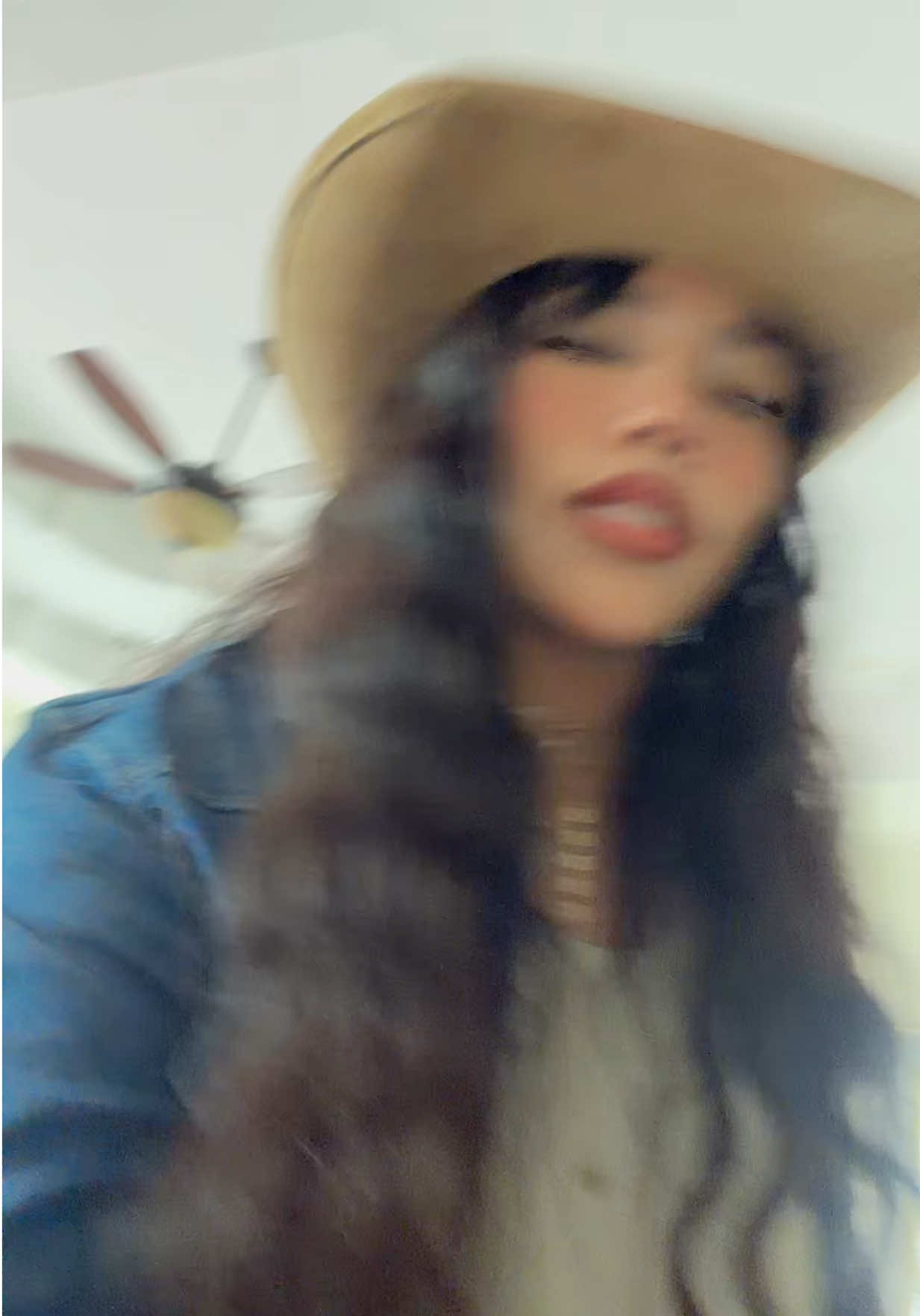 @𝒦𝒶𝒾