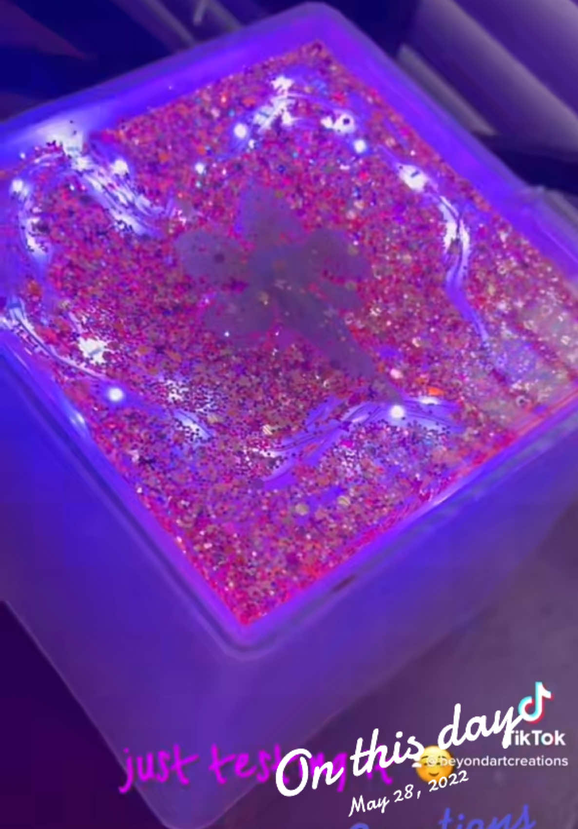 @𝓍𝒟𝑒𝒶𝒹𝓁𝓎𝒬𝓊𝑒𝑒𝓃   ﾒ𝟶