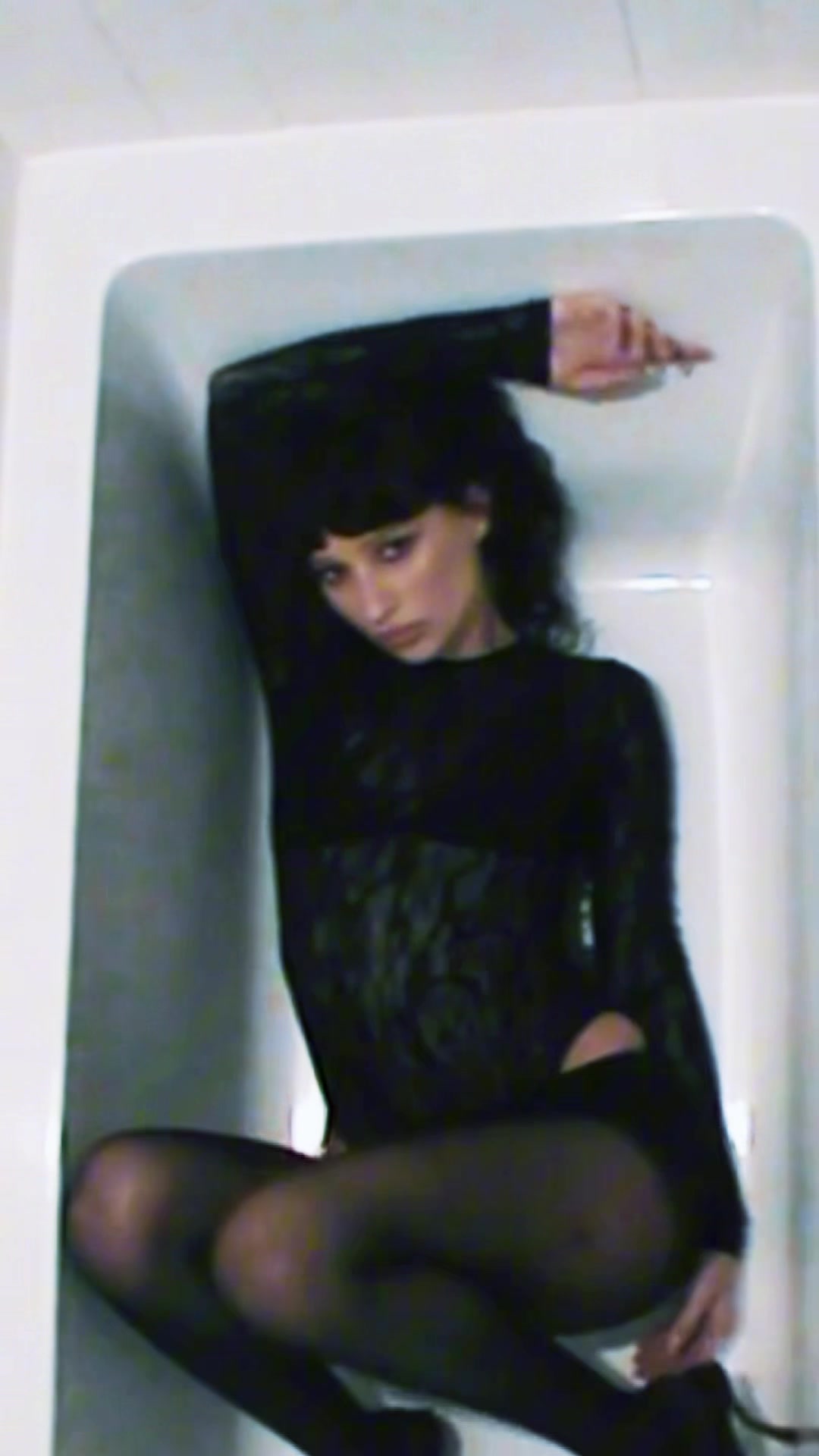 @DI