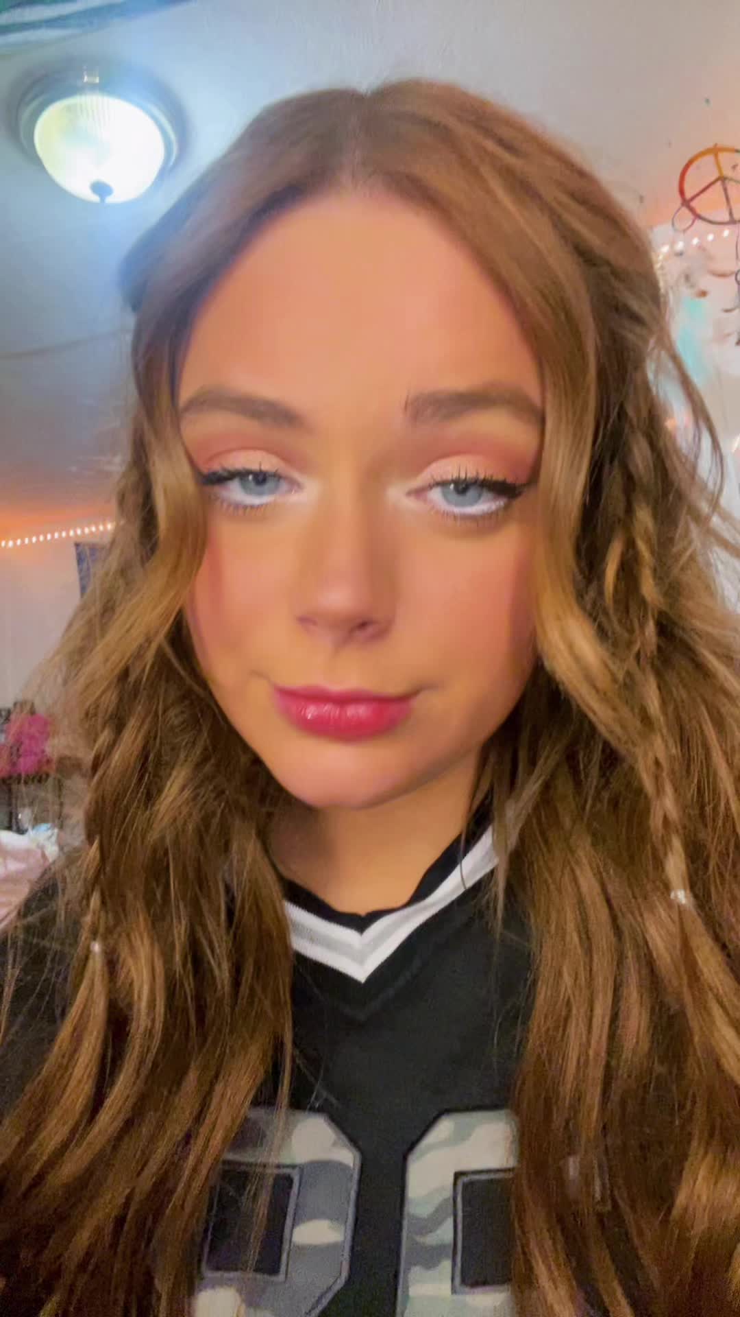 @Tay