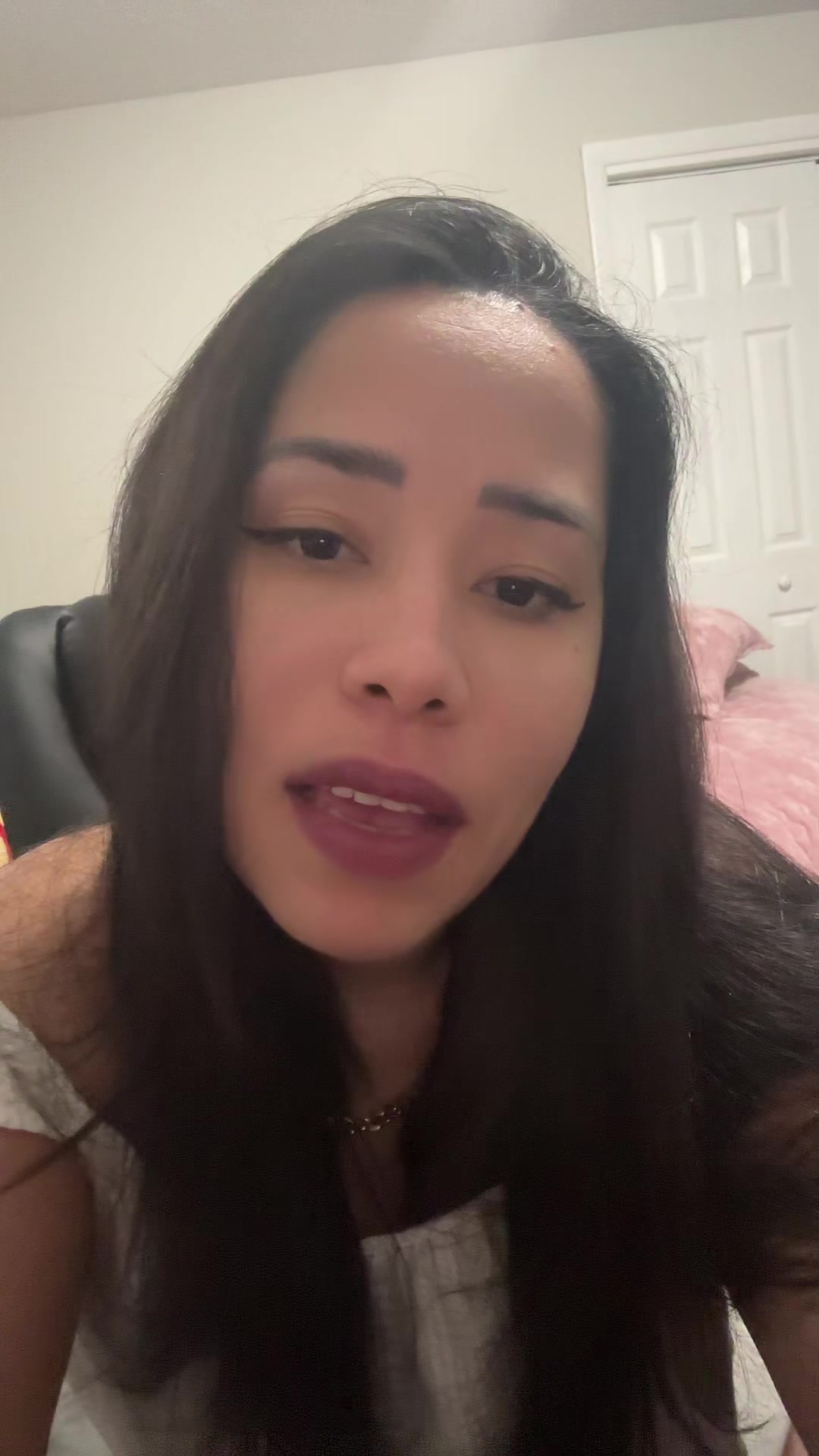 @Lolaemprende