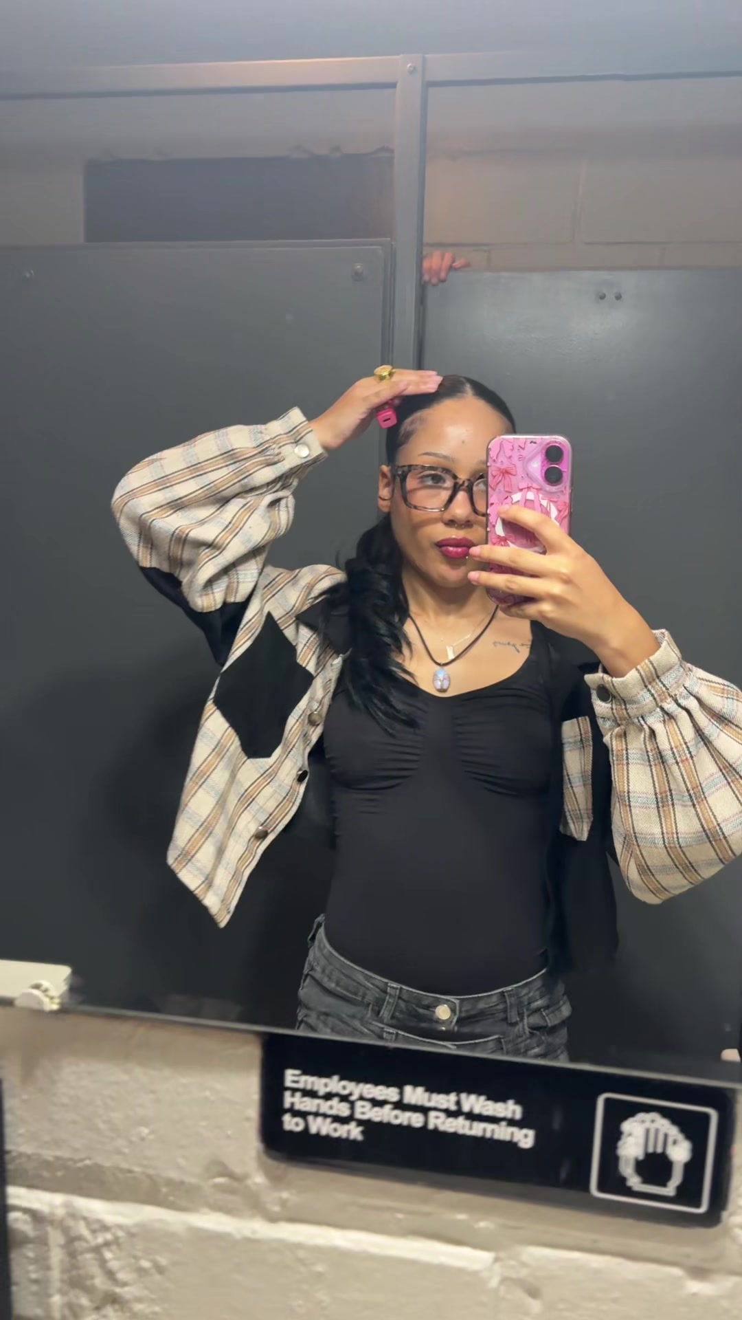 @wholelottalili