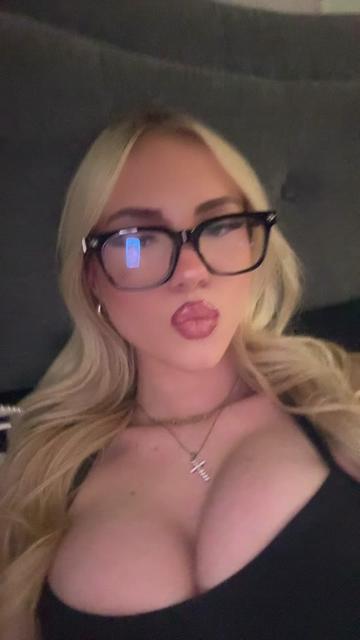 @bella