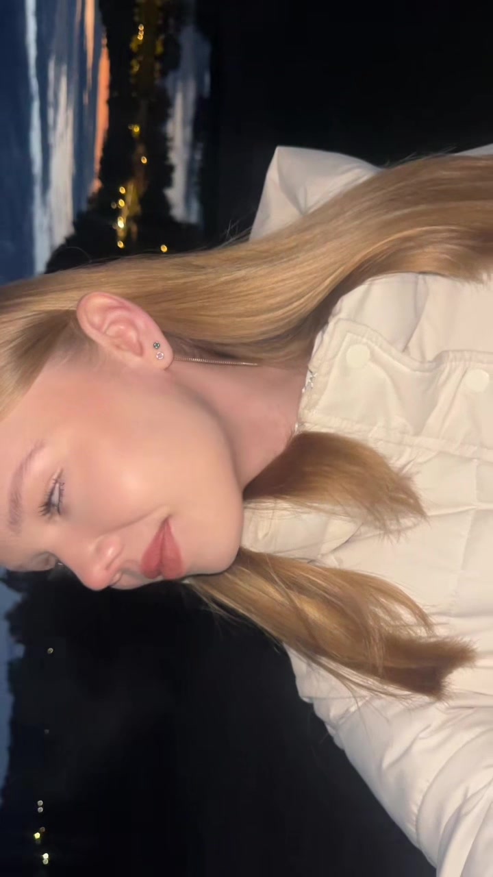 @𝒩.🎀
