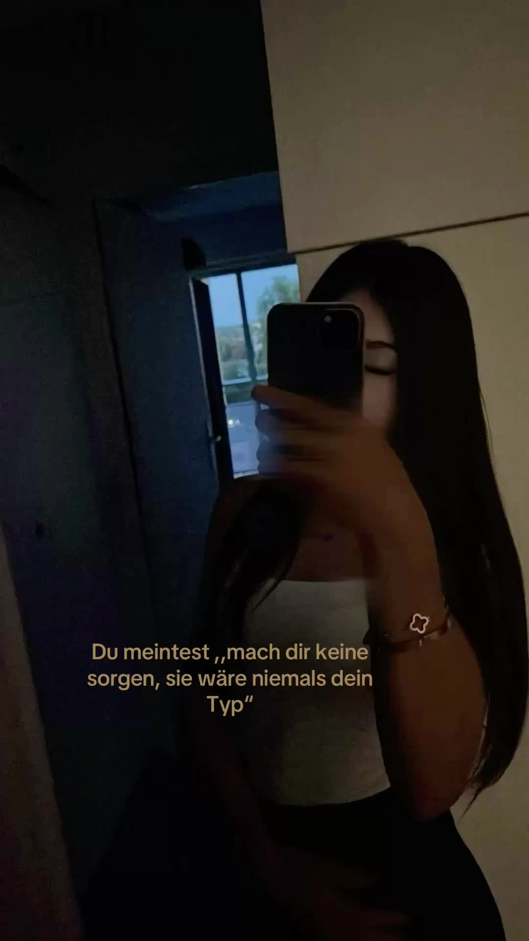 @🦓/🪰