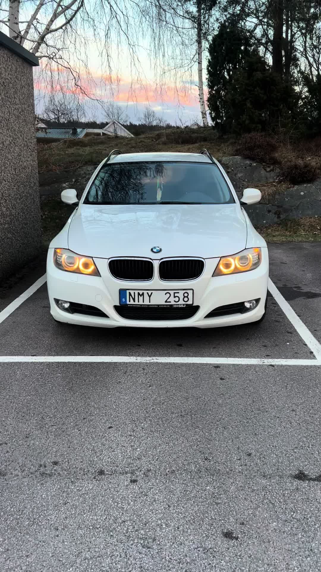 @Emilio🇽🇰😂