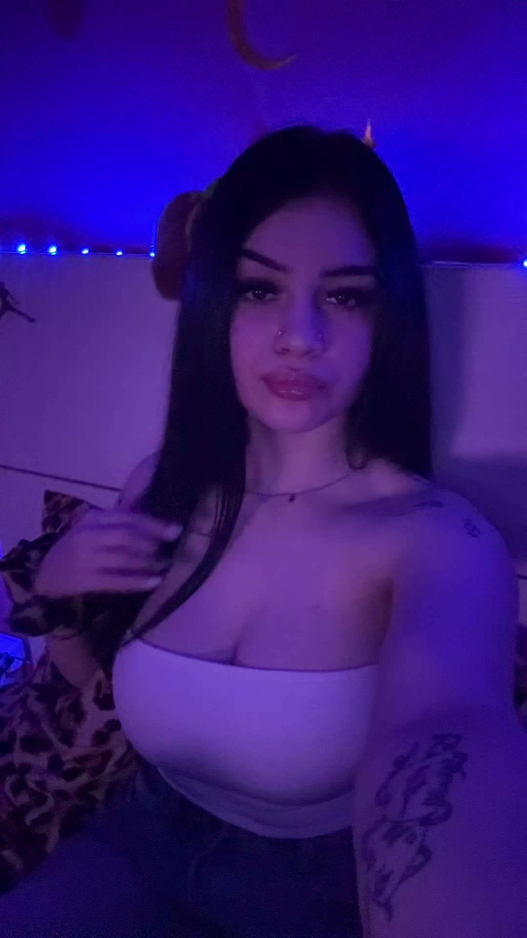 @ᗪEᑎIᔕᗩ ᥫ᭡