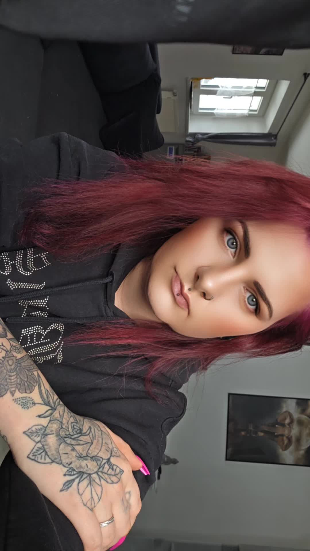 @ThisIsRaveriN