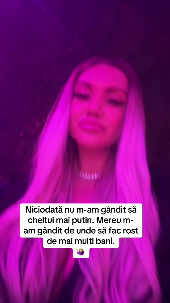 @Adela 🧸🖤